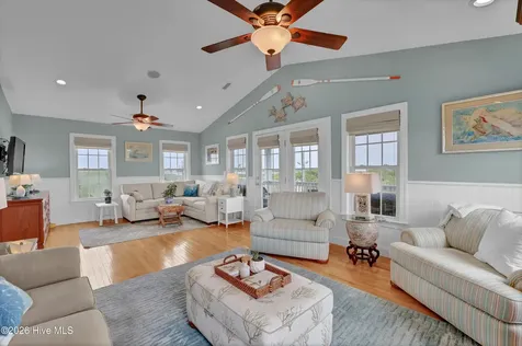 117 Beachwood Drive Surf City NC 28445