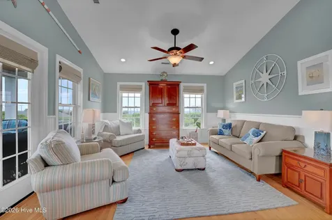 117 Beachwood Drive Surf City NC 28445