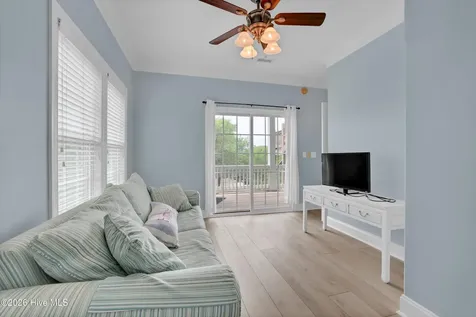 117 Beachwood Drive Surf City NC 28445
