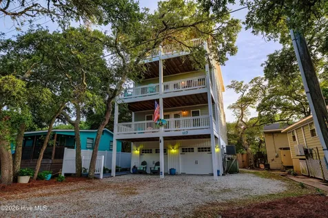 117 Beachwood Drive Surf City NC 28445