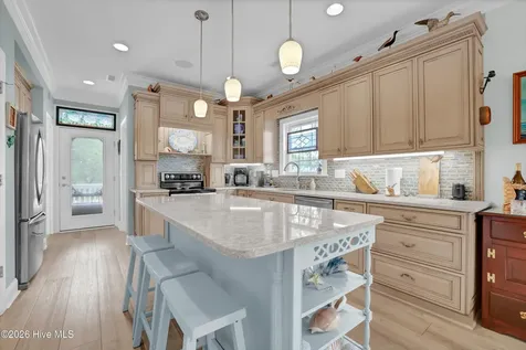 117 Beachwood Drive Surf City NC 28445