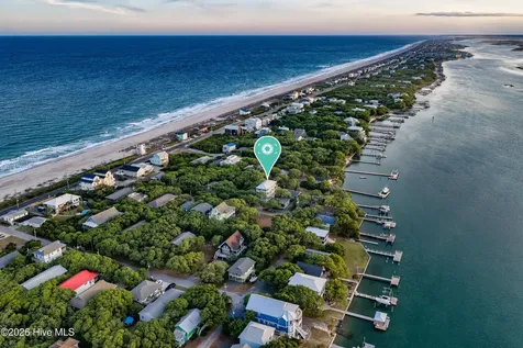 117 Beachwood Drive Surf City NC 28445