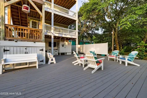 117 Beachwood Drive Surf City NC 28445