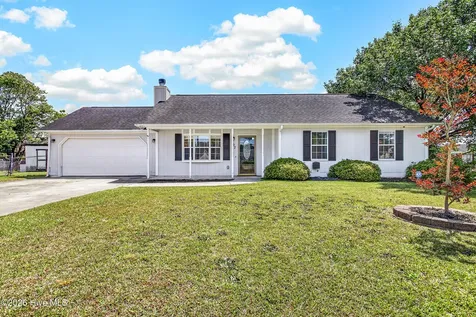 407 Alec Court Hubert NC 28539