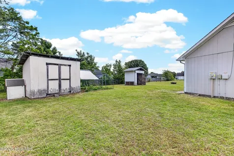 407 Alec Court Hubert NC 28539