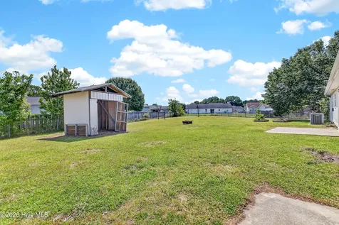 407 Alec Court Hubert NC 28539
