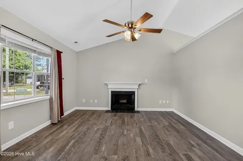 407 Alec Court Hubert NC 28539