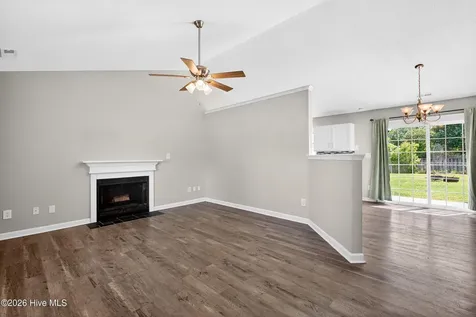 407 Alec Court Hubert NC 28539