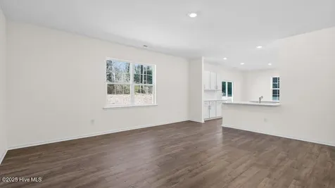 1121 Shoreline Drive Vass NC 28394