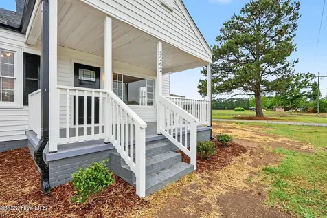 5262 Us 70 Princeton NC 27569