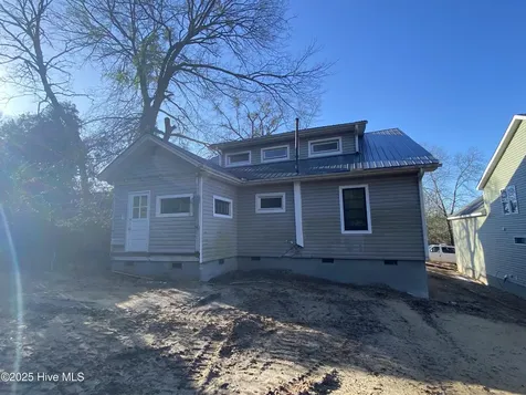 404 Summit Street Aberdeen NC 28315