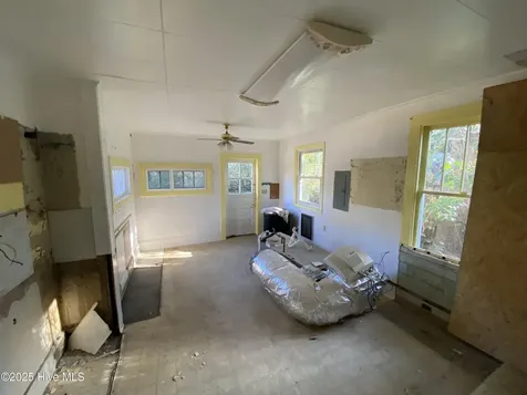 404 Summit Street Aberdeen NC 28315