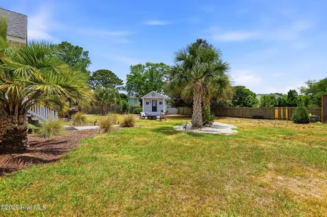 8504 Lakeview Drive Wilmington NC 28412