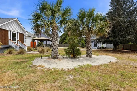8504 Lakeview Drive Wilmington NC 28412