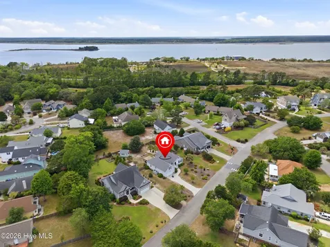 8504 Lakeview Drive Wilmington NC 28412