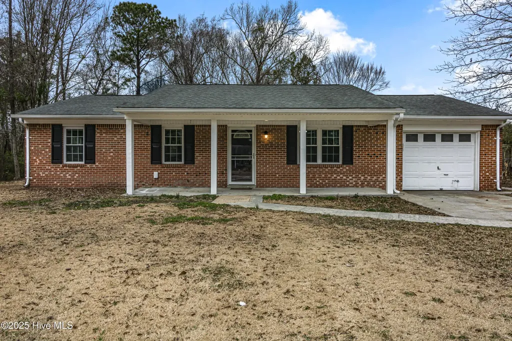236 White Oak Boulevard Jacksonville NC 28546