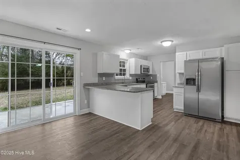 236 White Oak Boulevard Jacksonville NC 28546
