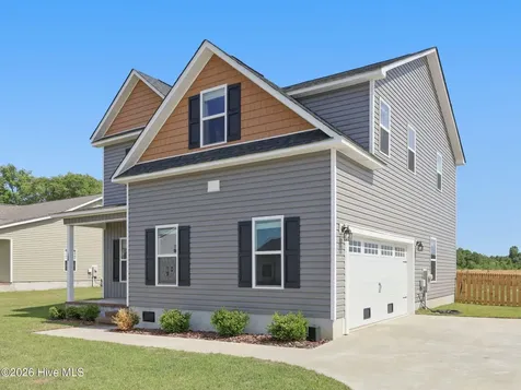 120 Cypress Manor Court Jacksonville NC 28540