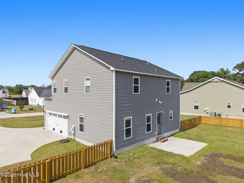 120 Cypress Manor Court Jacksonville NC 28540
