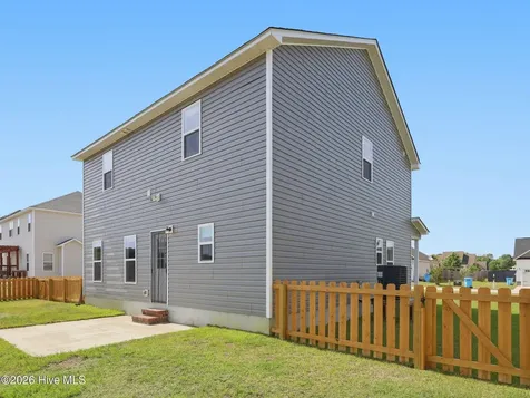 120 Cypress Manor Court Jacksonville NC 28540