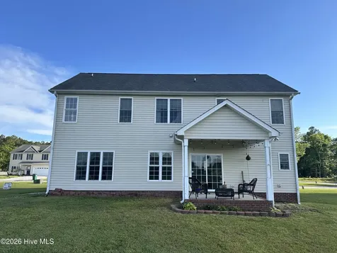 503 Newhan Court Hubert NC 28539