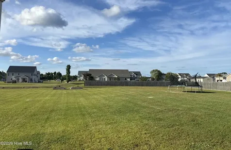 503 Newhan Court Hubert NC 28539