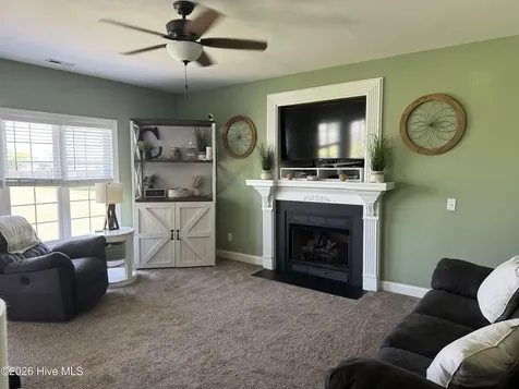 503 Newhan Court Hubert NC 28539