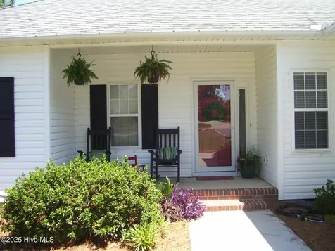 183 Bellhaven Drive Carthage NC 28327