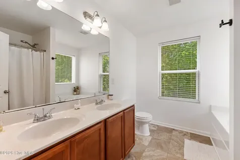 1042 Lake Norman Lane Leland NC 28451