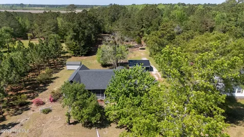 2290 Nc-306 Grantsboro NC 28529