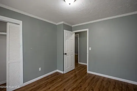 122 W Pine Forest Road Mount Olive NC 28365