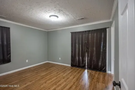 122 W Pine Forest Road Mount Olive NC 28365