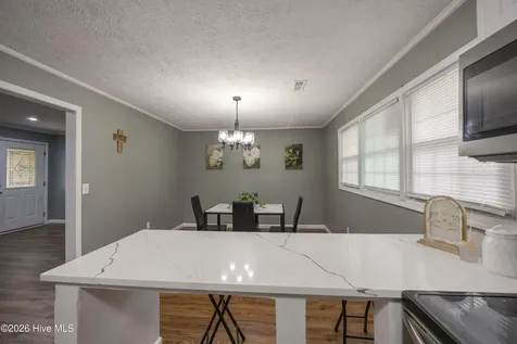 122 W Pine Forest Road Mount Olive NC 28365