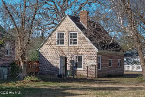 502 W Roseboro Street Roseboro NC 28382