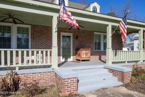 502 W Roseboro Street Roseboro NC 28382