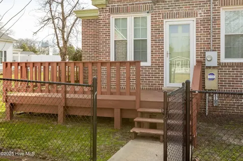 502 W Roseboro Street Roseboro NC 28382