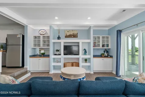 2905 Pointe West Drive Emerald Isle NC 28594