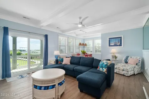 2905 Pointe West Drive Emerald Isle NC 28594