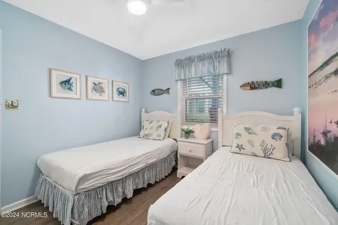 2905 Pointe West Drive Emerald Isle NC 28594