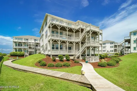 2905 Pointe West Drive Emerald Isle NC 28594