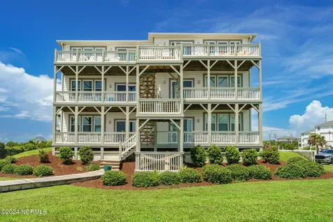 2905 Pointe West Drive Emerald Isle NC 28594