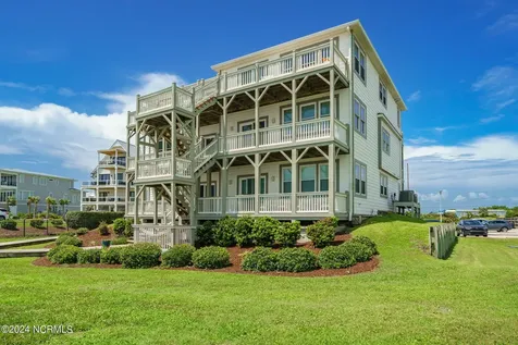 2905 Pointe West Drive Emerald Isle NC 28594