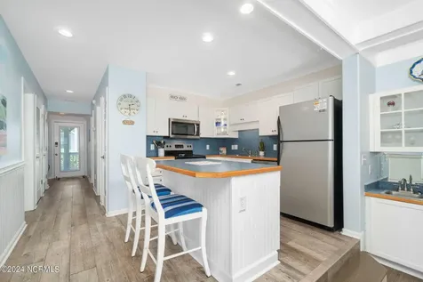 2905 Pointe West Drive Emerald Isle NC 28594