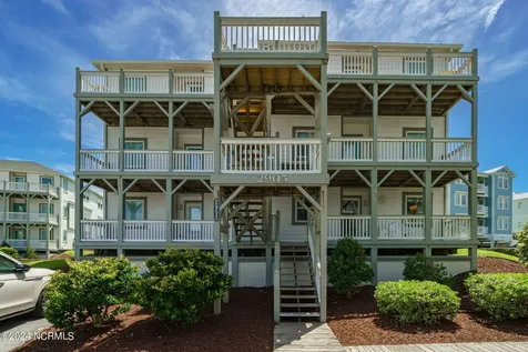 2905 Pointe West Drive Emerald Isle NC 28594