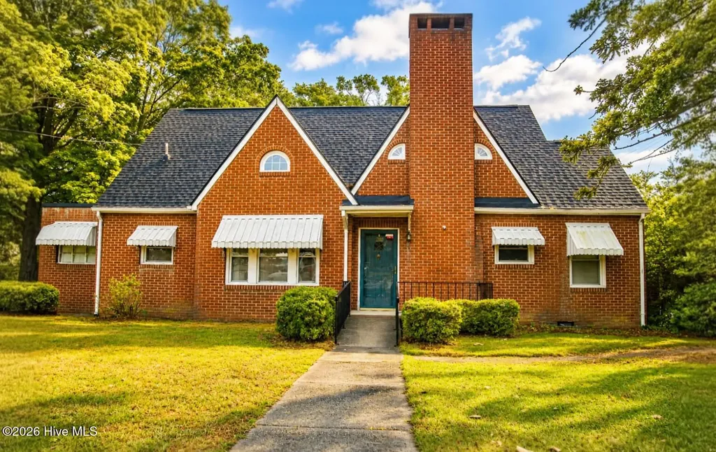 200 N Main Street Candor NC 27229