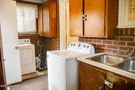 200 N Main Street Candor NC 27229
