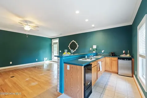 5610 Oak Bluff Lane Wilmington NC 28409