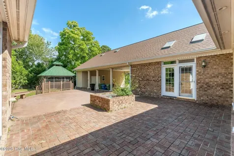 5610 Oak Bluff Lane Wilmington NC 28409