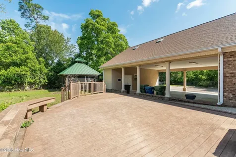 5610 Oak Bluff Lane Wilmington NC 28409