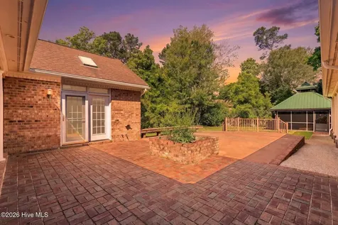 5610 Oak Bluff Lane Wilmington NC 28409